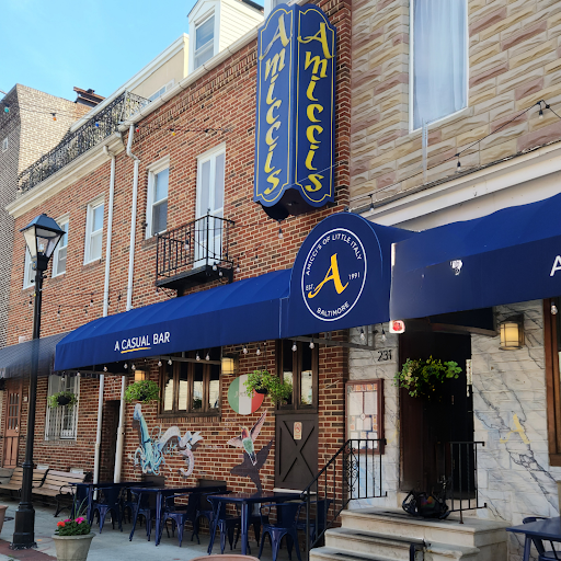 Amicci’s of Little Italy