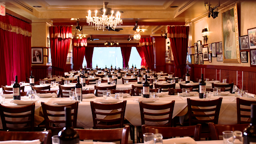 Carmine’s – 44th Street – NYC