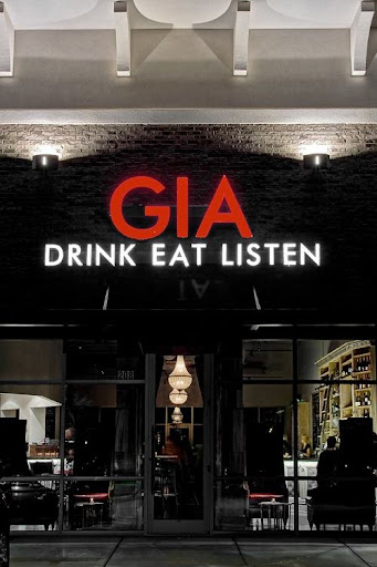 Gia