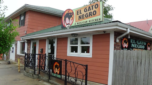 El Gato Negro – Lakeview