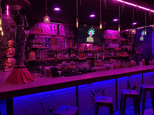 El Santo Remedio Cantina