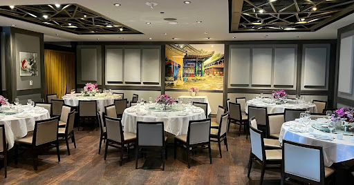 Harborview Restaurant & Bar