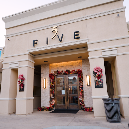 Five – Italian Restaurant