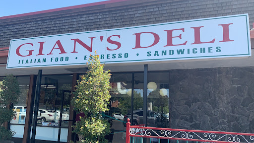 Gian’s Delicatessen