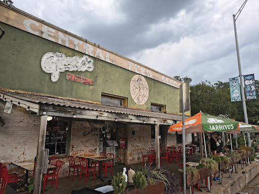 Güero’s Taco Bar