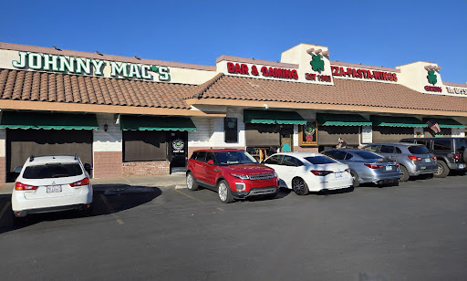 Johnny Mac’s Sports Bar & Grill