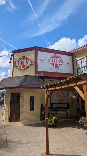 Lira’s Restaurant San Bernardo