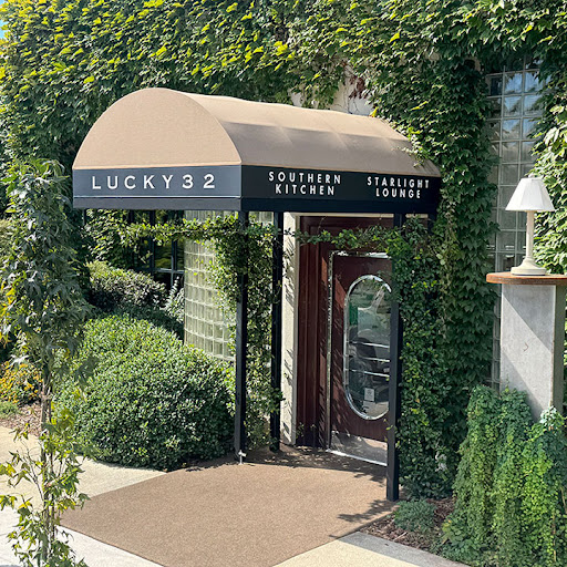 Lucky 32 Southern Kitchen