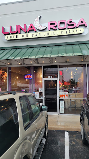 Luna Rosa | Puerto Rican Grill y Tapas
