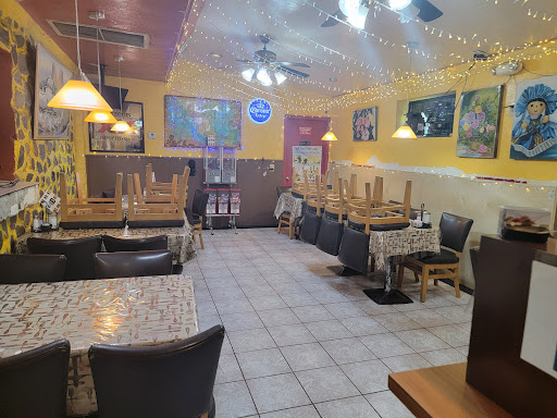 La Barquita Restaurant