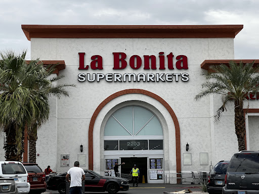 La Bonita Supermarkets #3