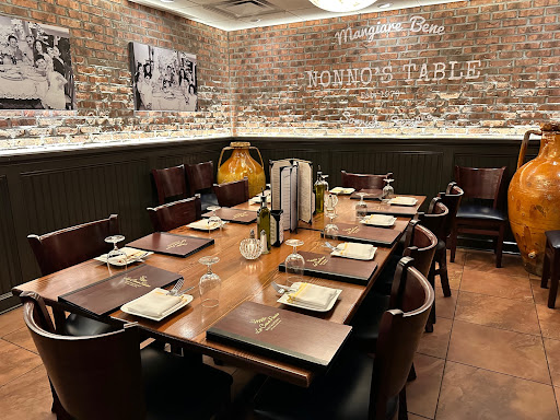La Casa Pasta Restaurant