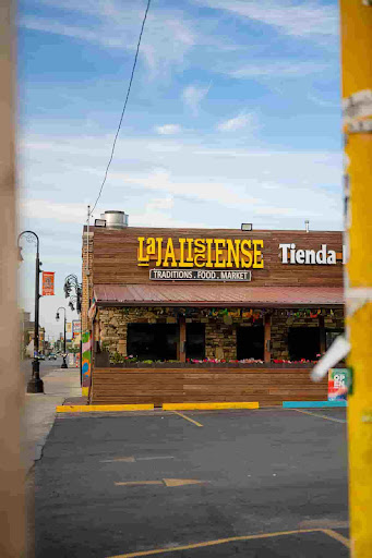 La Jalisciense Supermercado Y Taquería