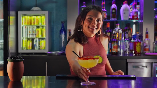 La Sirena Sportsbar Arlington