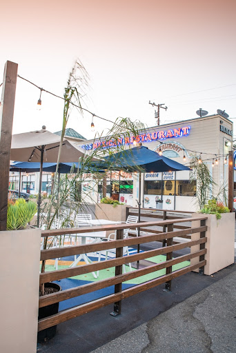 Las Brisas | Restaurant & Ostioneria