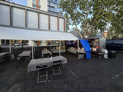 Las Delicias De Toñita Taco Truck
