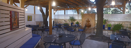 Las Palomas Restaurant & Bar