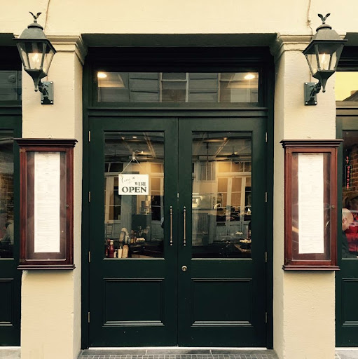 Mena’s Palace Restaurant