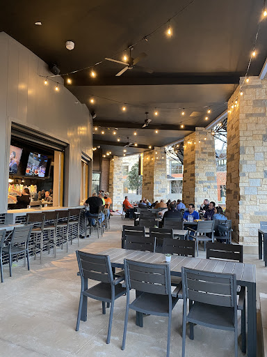 Parry’s Pizzeria & Taphouse
