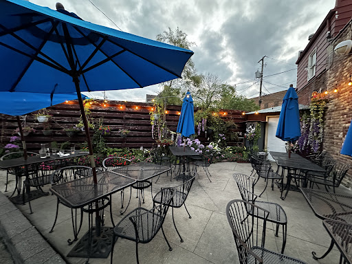 Phi Chay Thai Cuisine