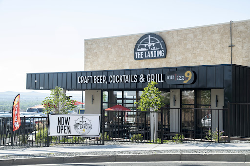The Landing w/ Pizza 9
