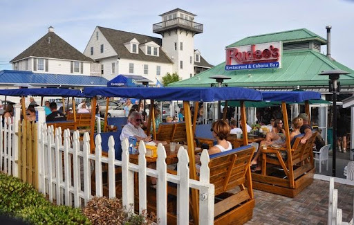 Rudee’s Restaurant and Cabana Bar
