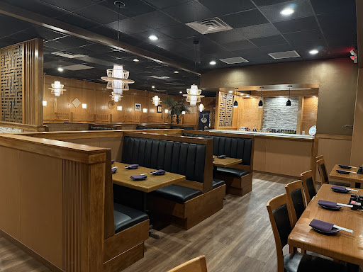 Sakura Japanese Restaurant & Sushi Bar