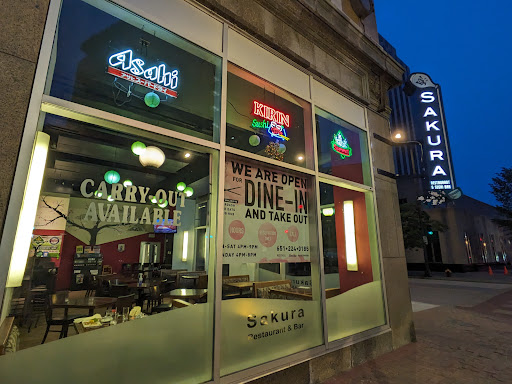 Sakura Restaurant & Bar