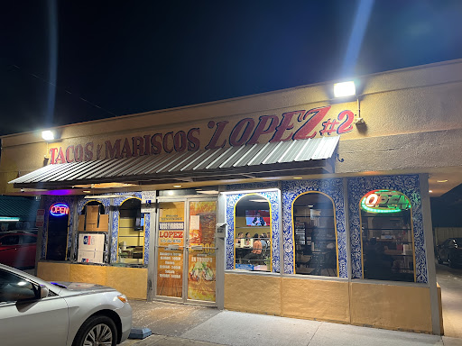 Tacos Y Mariscos Lopez 2