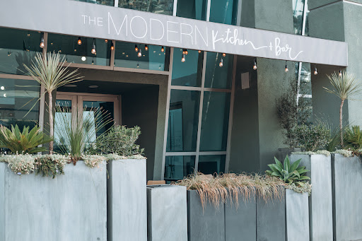 The MODERN Kitchen + Bar