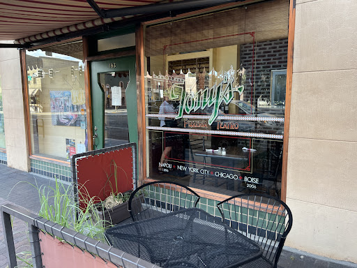 Tony’s Pizzeria Teatro