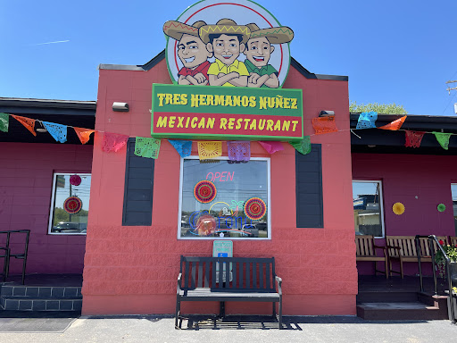 Tres Hermanos Nunez