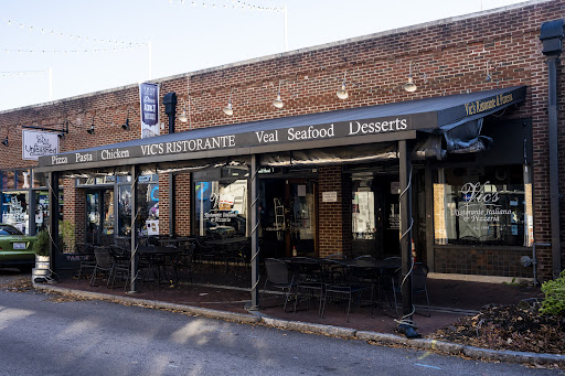 Vic’s Italian Restaurant & Pizzeria